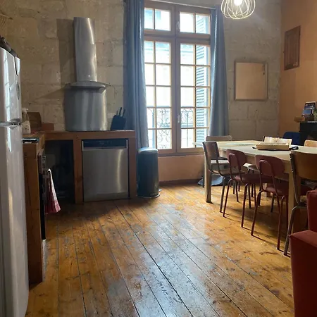 Grand Historique Rue Colbert شقة